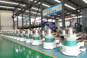 新手開顆粒廠，該選小型還是大型木屑顆粒機？